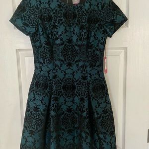 Meet your Posher, Taylor